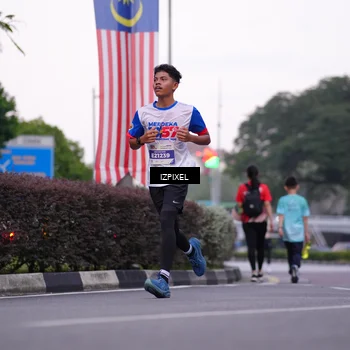 Runner Photo 4651350