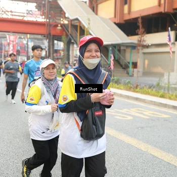 Runner Photo 4651359
