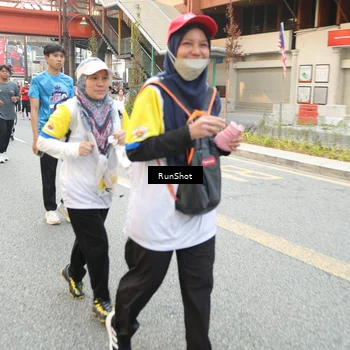 Runner Photo 4651365