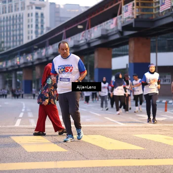 Runner Photo 4651372