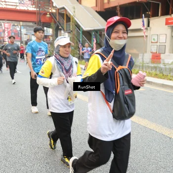 Runner Photo 4651375