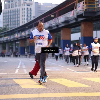 Runner Photo 4651380