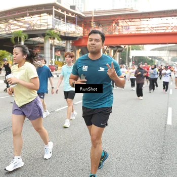 Runner Photo 4651382