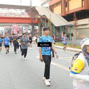 Runner Photo 4651472