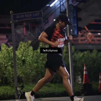 Runner Photo 4651495