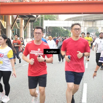 Runner Photo 4651549