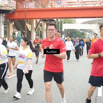 Runner Photo 4651567