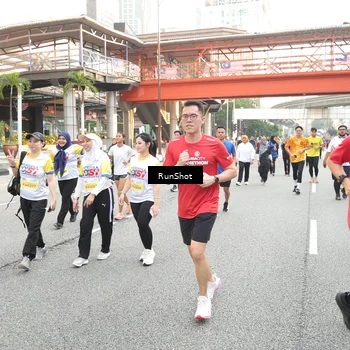 Runner Photo 4651616