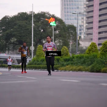 Runner Photo 4651647