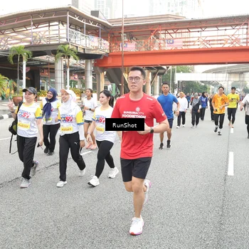 Runner Photo 4651672