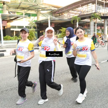Runner Photo 4651681