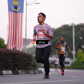 Runner Photo 4651704