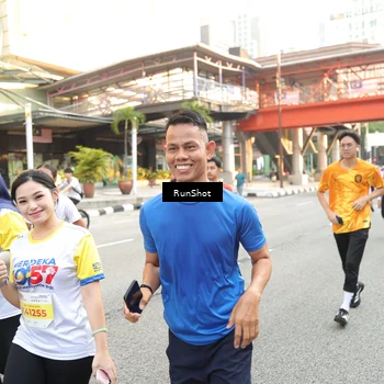 Runner Photo 4651705