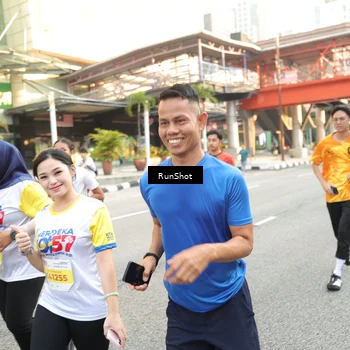 Runner Photo 4651713