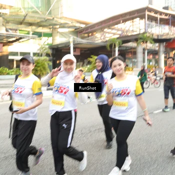 Runner Photo 4651761