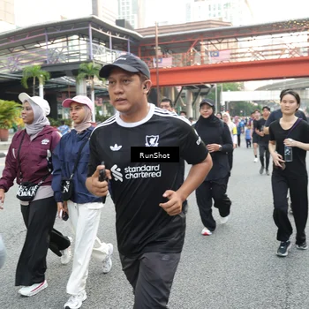 Runner Photo 4652023