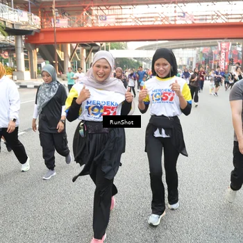 Runner Photo 4652176