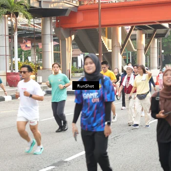 Runner Photo 4652216