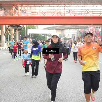Runner Photo 4652576