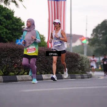Runner Photo 4653075