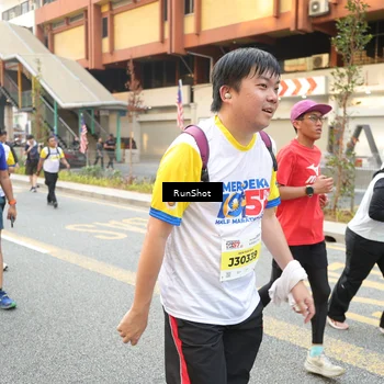 Runner Photo 4653120