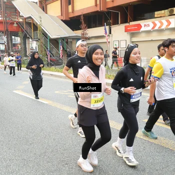 Runner Photo 4653386