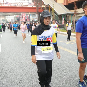 Runner Photo 4653400