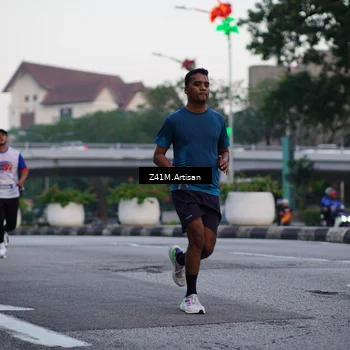 Runner Photo 4653402