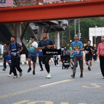 Runner Photo 4653535