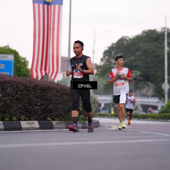 Runner Photo 4653620