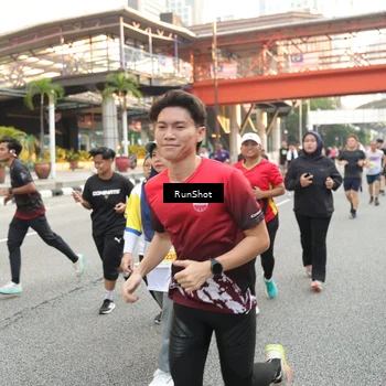 Runner Photo 4653975