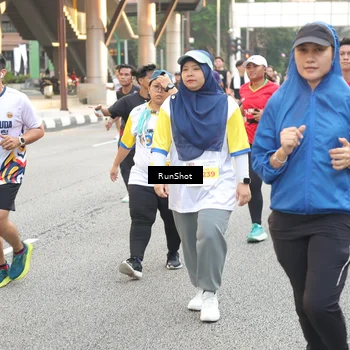 Runner Photo 4654069