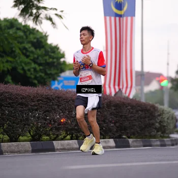 Runner Photo 4654073