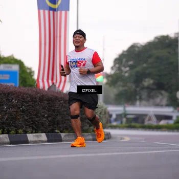 Runner Photo 4654344