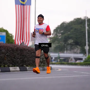 Runner Photo 4654408