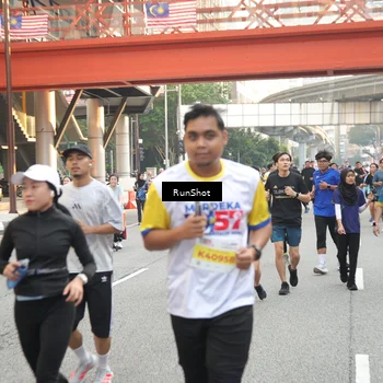 Runner Photo 4654782