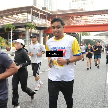 Runner Photo 4654900