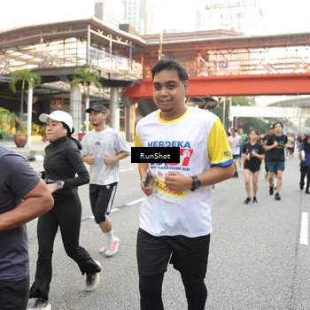 Runner Photo 4654912