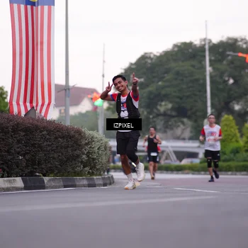 Runner Photo 4654973