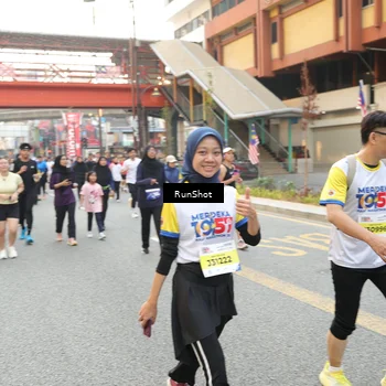 Runner Photo 4654975