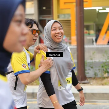 Runner Photo 4655054