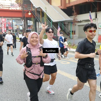 Runner Photo 4655243