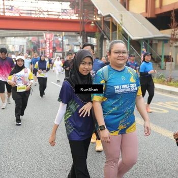 Runner Photo 4655367