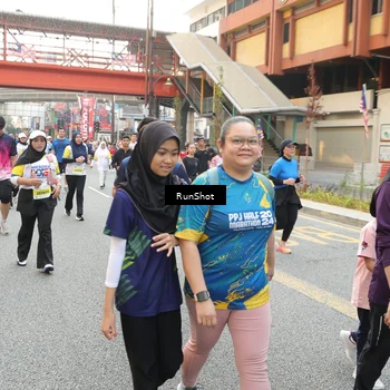 Runner Photo 4655399