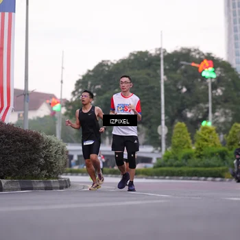 Runner Photo 4655447