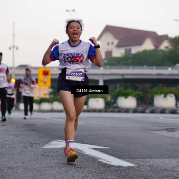Runner Photo 4655593