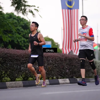 Runner Photo 4655699