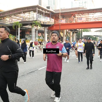 Runner Photo 4656100