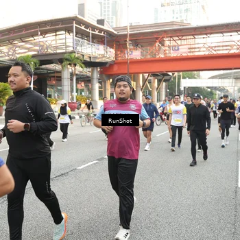 Runner Photo 4656101