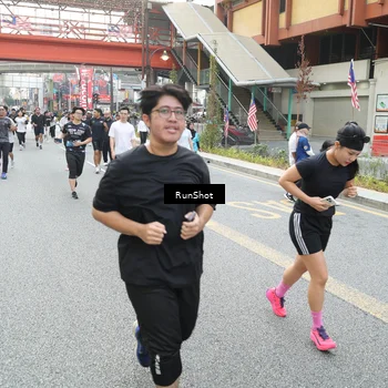Runner Photo 4656103